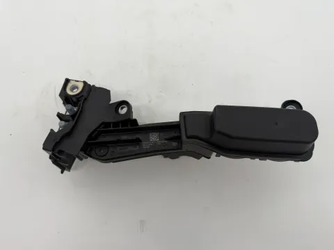Background image for ORIGINAL BMW Stromverteiler B+ Verteiler Fremdstartstützpunkt 6804726 NEU