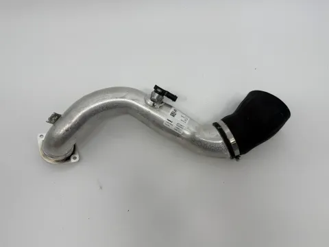 Background image for Original BMW / Rolls-Royce Ladeluftrohr (7-12) 5B3FCC9 13715B3FCC9 NEU