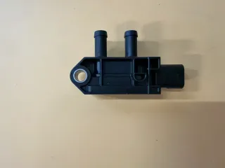 Original Mercedes-Benz DRUCKSENSOR Abgasrückführung A0009057413 - Bild 2