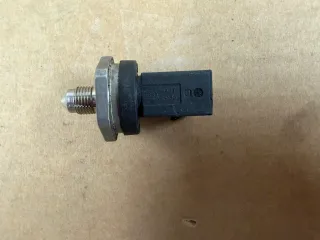 Original VW Kraftstoffdrucksensor 0261230415 - Bild 3