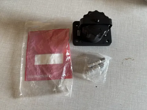 Background image for Original Herth+Buss Fahrzeugteile GmbH & Co. KG Steckdose 51305107 NEU