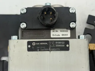 Original Mercedes-Benz VALEO Hauptzylinder Kupplung A0002951305 NEU - Bild 3
