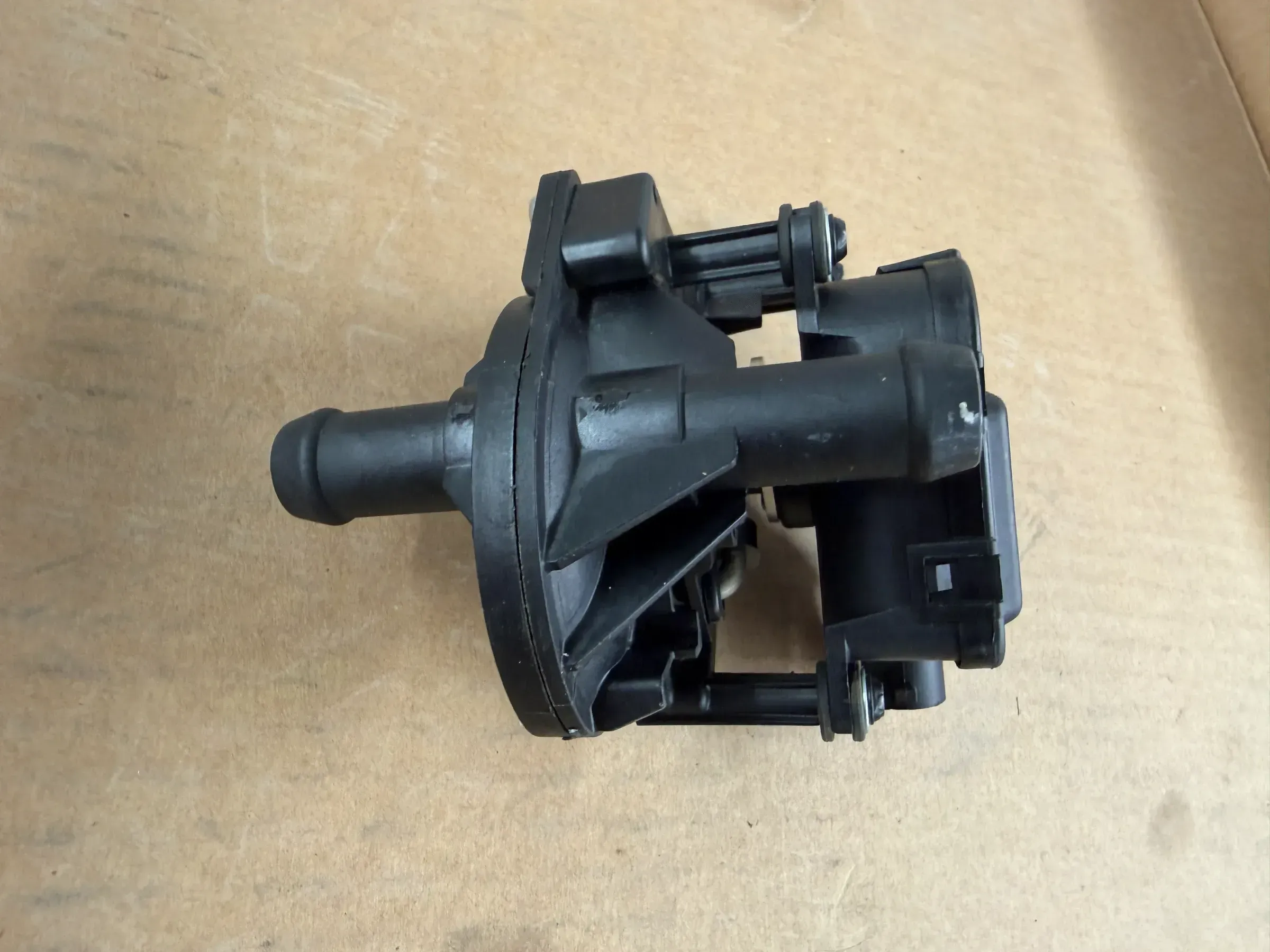 Original Robert Bosch GmbH Stellmotor für Temperaturklappe 0 132 801 141 NEU - Bild 1