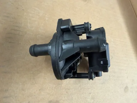 Background image for Original Robert Bosch GmbH Stellmotor für Temperaturklappe 0 132 801 141