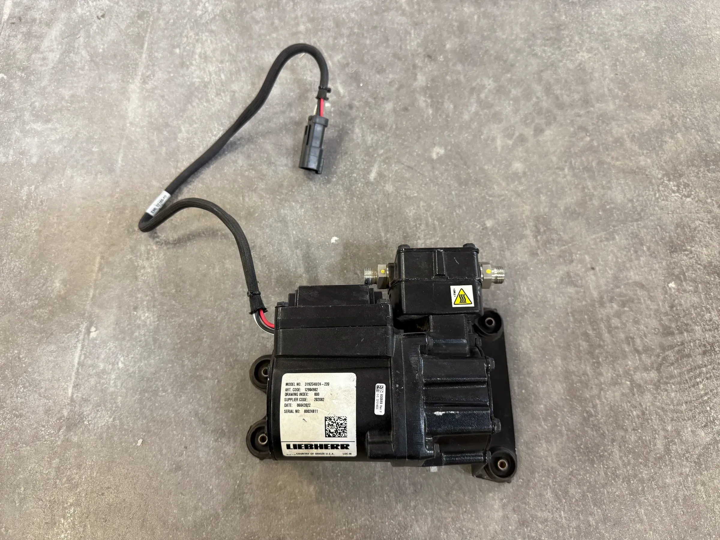 Original Liebherr-International Deutschland GmbH Kompressor 319ZC40/24-220 - Bild 1