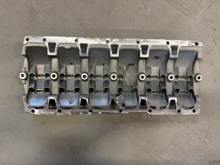 Original Mercedes-Benz OM656 Ölabweiser A6560146200 NEU - Bild 3