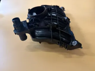 Original Mercedes-Benz M260 Ladeluftverteiler A2600906900 NEU - Bild 3