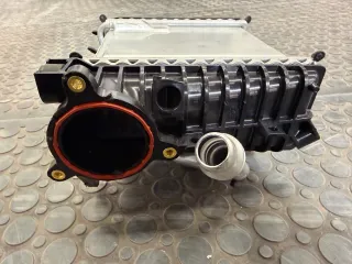 ORIGINAL Mercedes-Benz Ladeluftkühler A6540908201 NEU - Bild 4