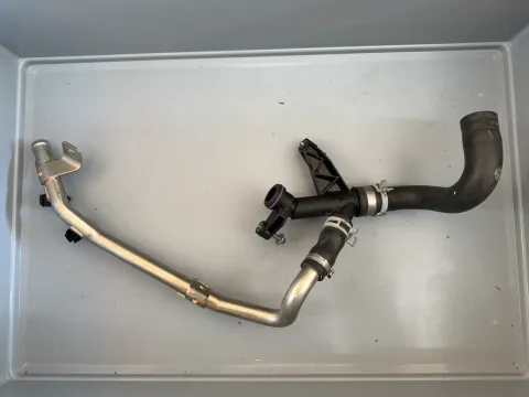 Background image for Original Mercedes-Benz Rücklaufleitung A2822007500