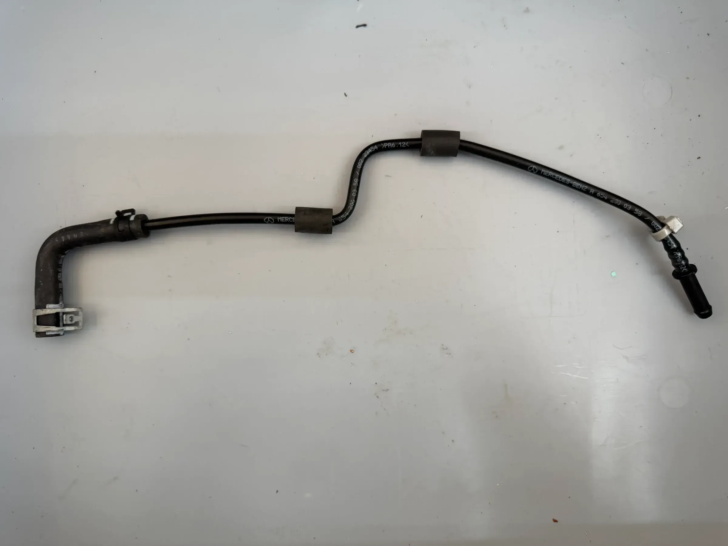 Original Mercedes-Benz Entlüftungsleitung A6542000358 - Bild 1