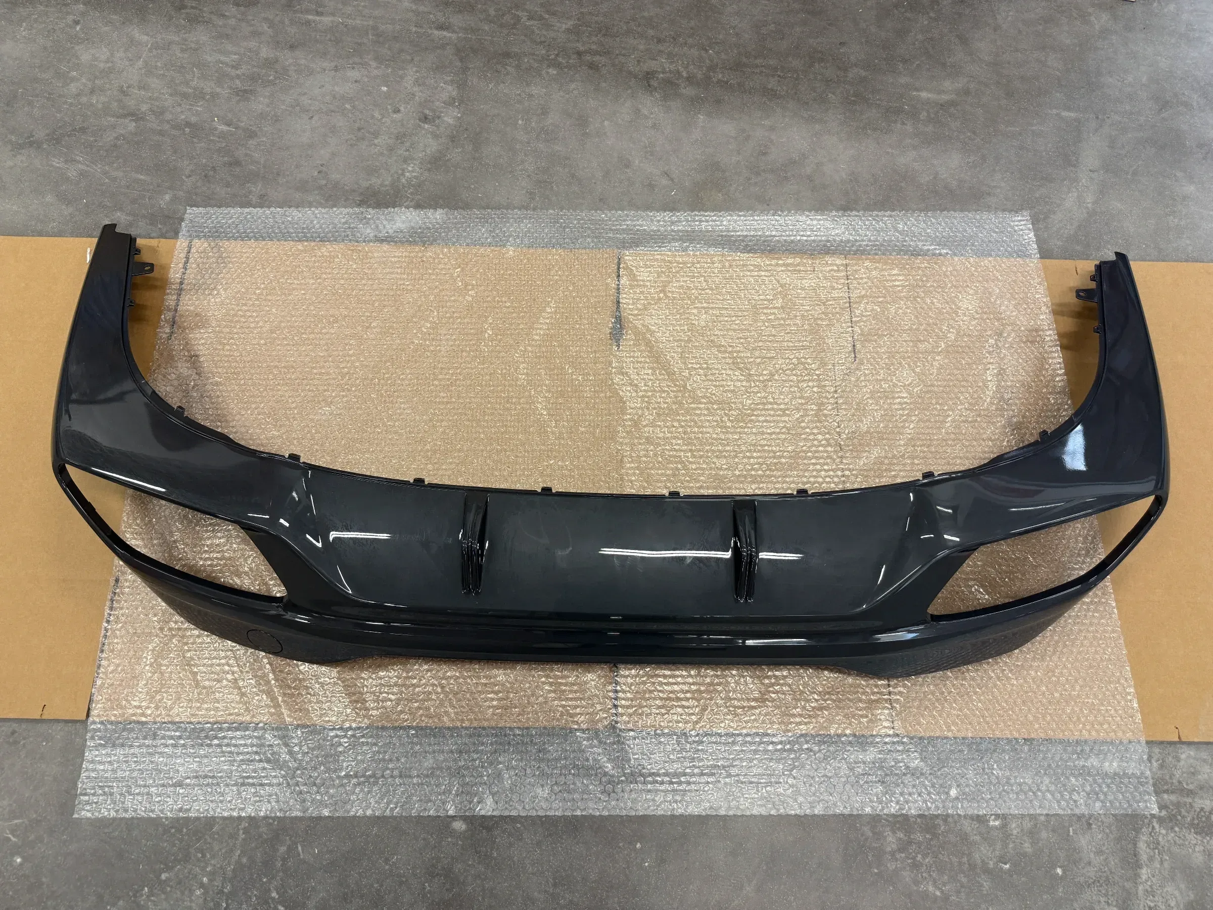 Original BMW 8er G16 M Verkleidung Stossfänger hinten unten 8078567 51128078567 - Bild 1