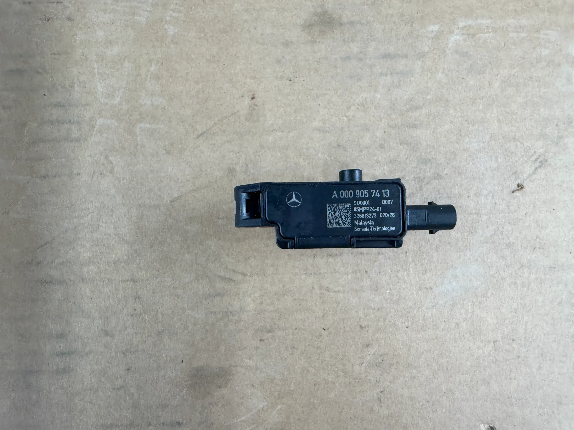 Original Mercedes-Benz DRUCKSENSOR Abgasrückführung A0009057413 - Bild 1