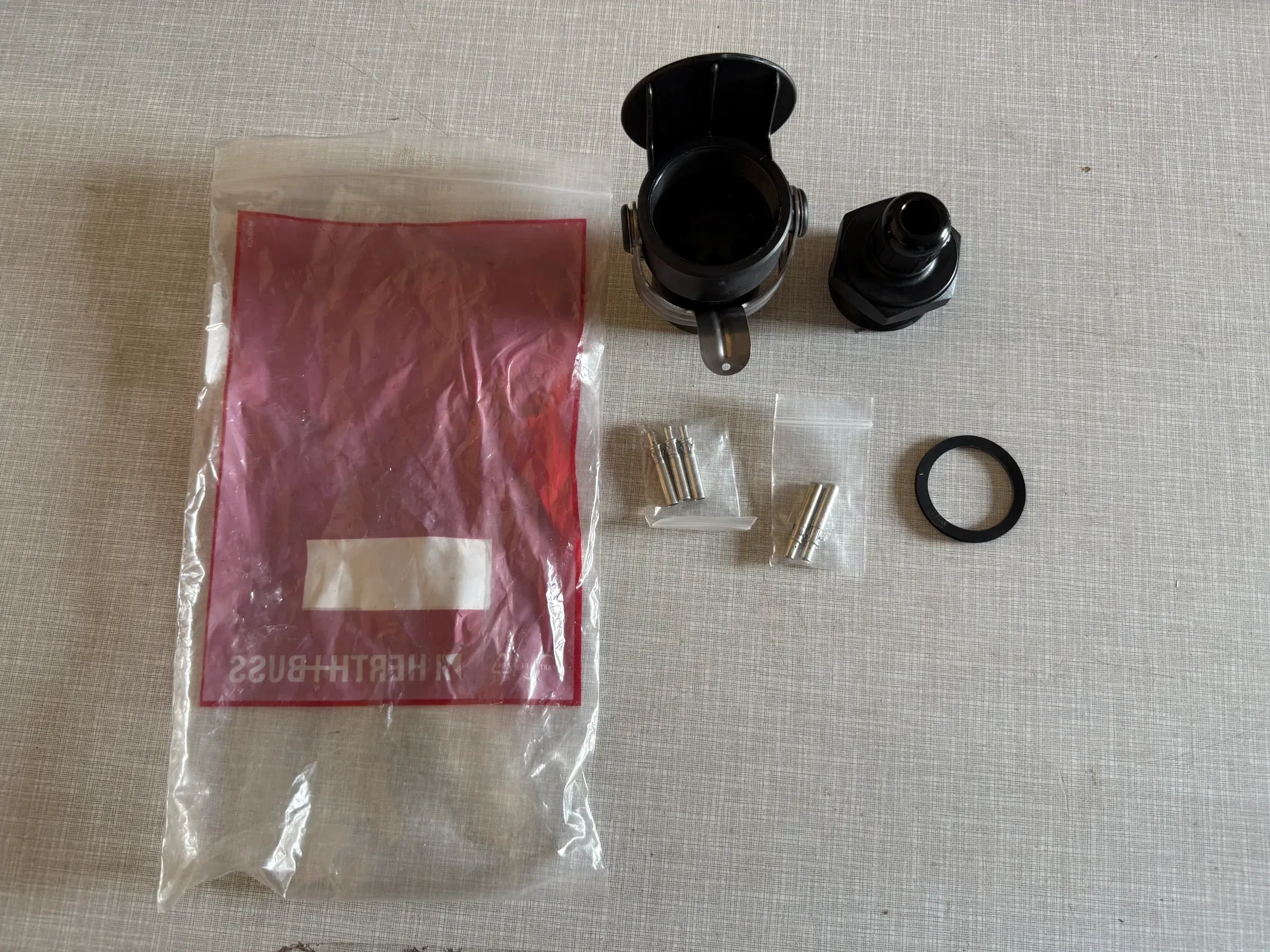Original Herth+Buss Fahrzeugteile GmbH & Co. KG Anhängerstecker 51305550 NEU - Bild 1