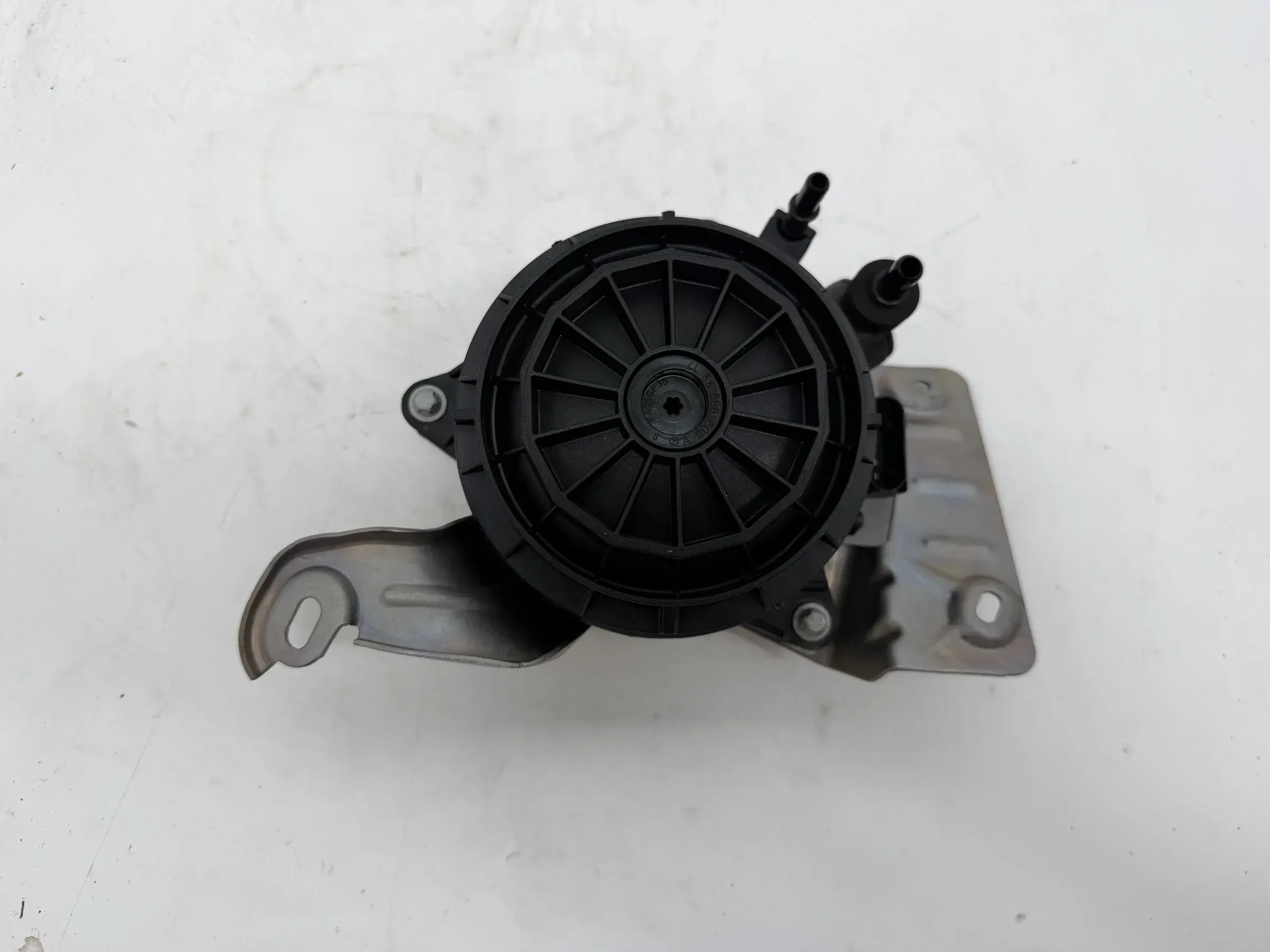 Original Mercedes-Benz Gehäuse Kraftstofffilter A6540902300 NEU - Bild 1