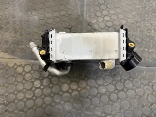 ORIGINAL Mercedes-Benz Ladeluftkühler A6540908201 NEU - Bild 6