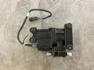 Original Liebherr-International Deutschland GmbH Kompressor 319ZC40/24-177 - Bild 1