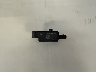 Original Mercedes-Benz Drucksensor A0009057313 NEU - Bild 1