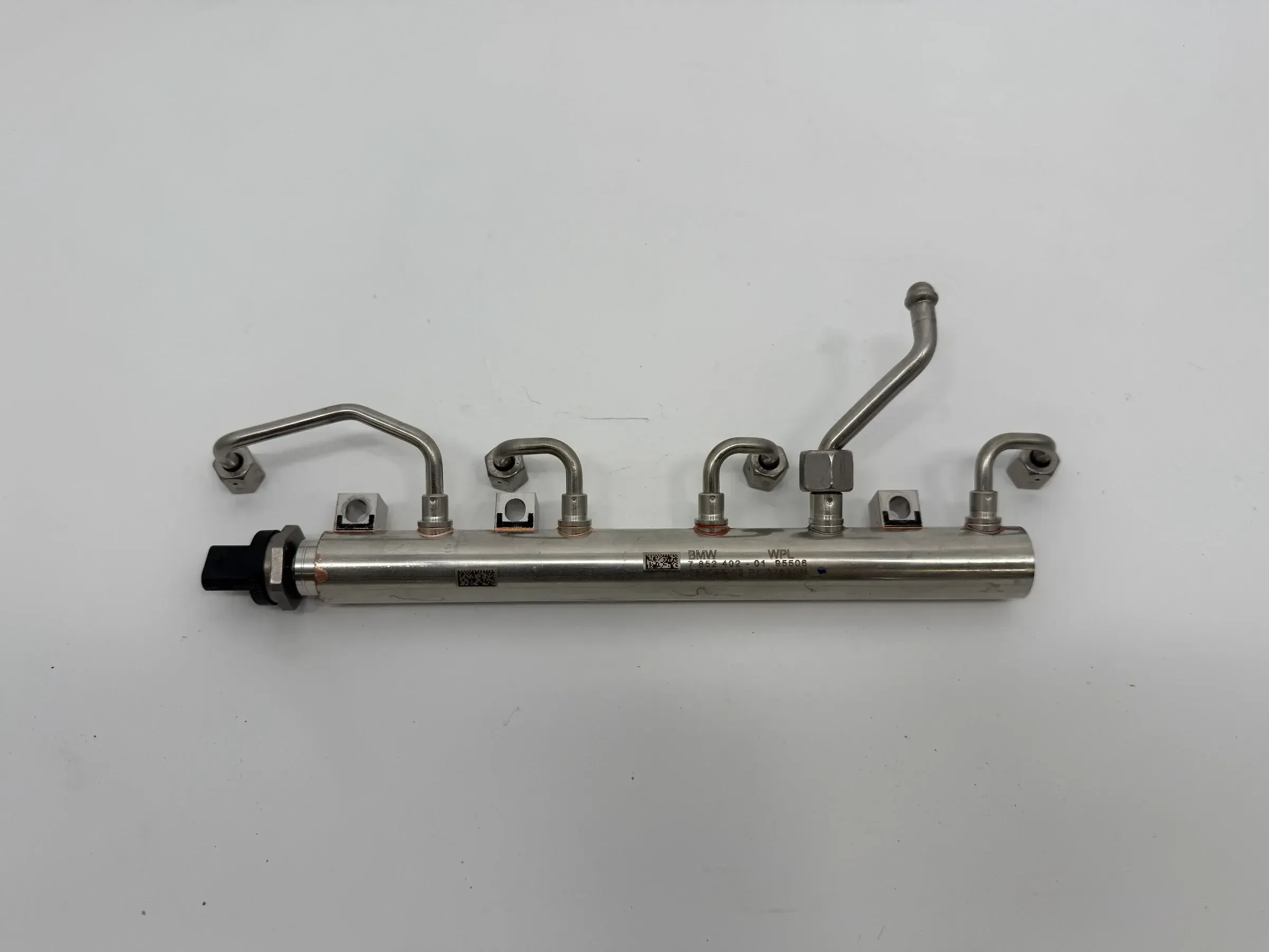 Original BMW Einspritzrohr (Zyl. 1-4) 7852402 13537852402 NEU - Bild 1