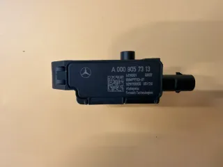 Original Mercedes-Benz Drucksensor A0009057313 NEU - Bild 1