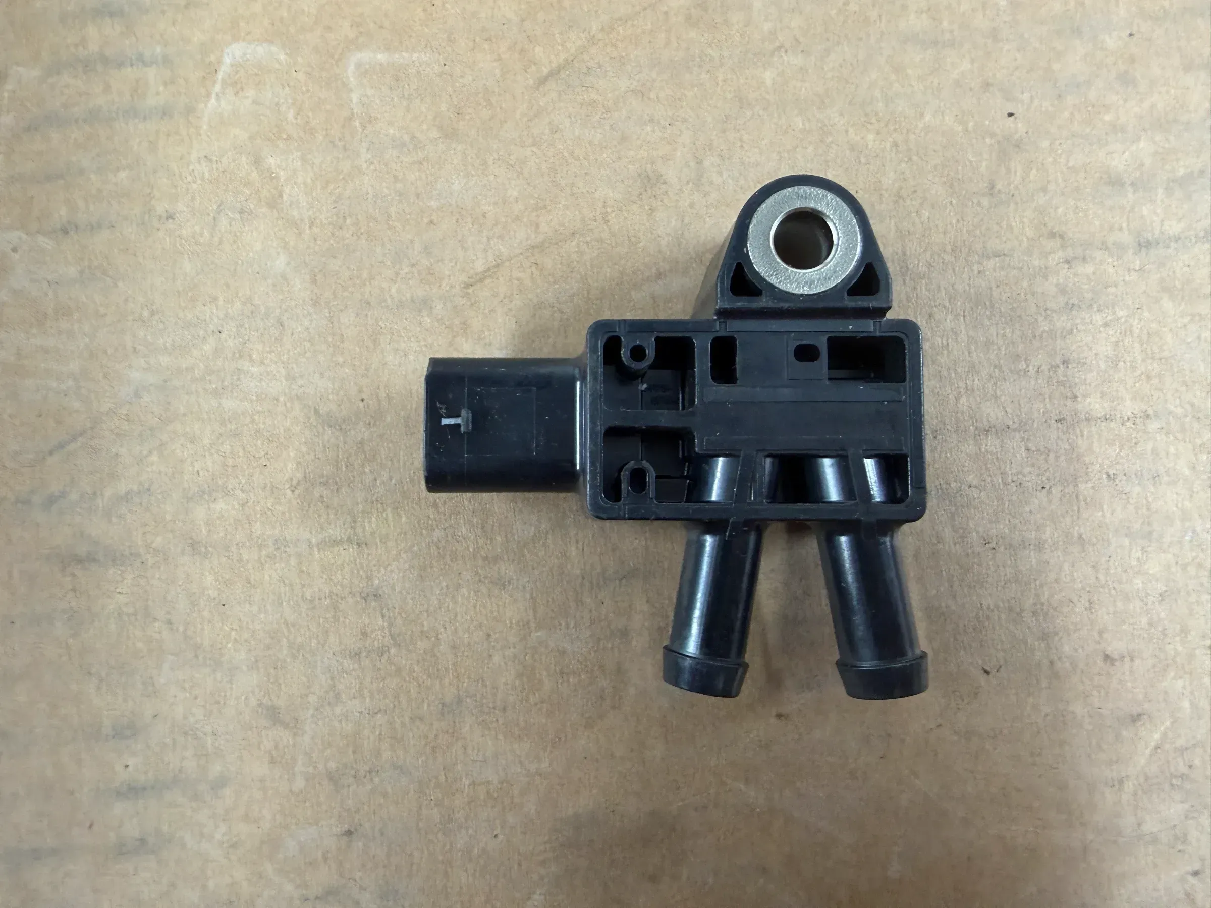 Original Mercedes-Benz DRUCKSENSOR Differenzdruck A0009055307 - Bild 1