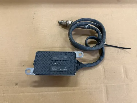 Background image for Original Schaeffler AG NOx-SENSOR STICKOXID AAA2074890000