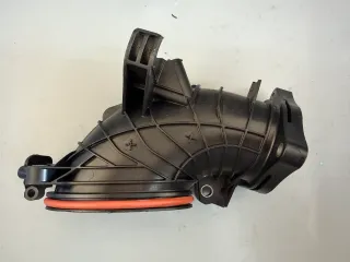 Original Mercedes-Benz LADELUFTROHR A6560901400 - Bild 1