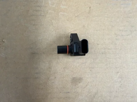 Background image for Original Mercedes-Benz DRUCKSENSOR A0009057007