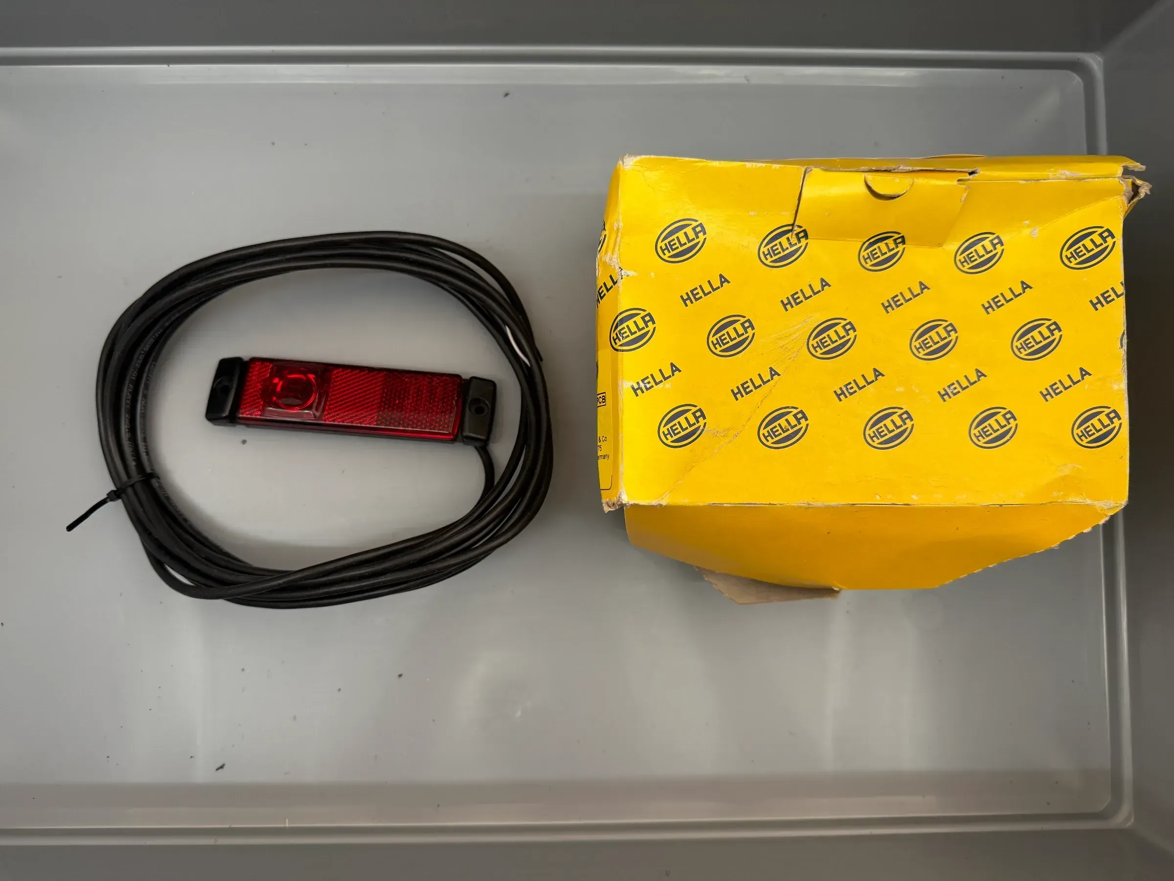 Original Hella Begrenzungsleuchte 2TM 008 645-941 NEU - Bild 1