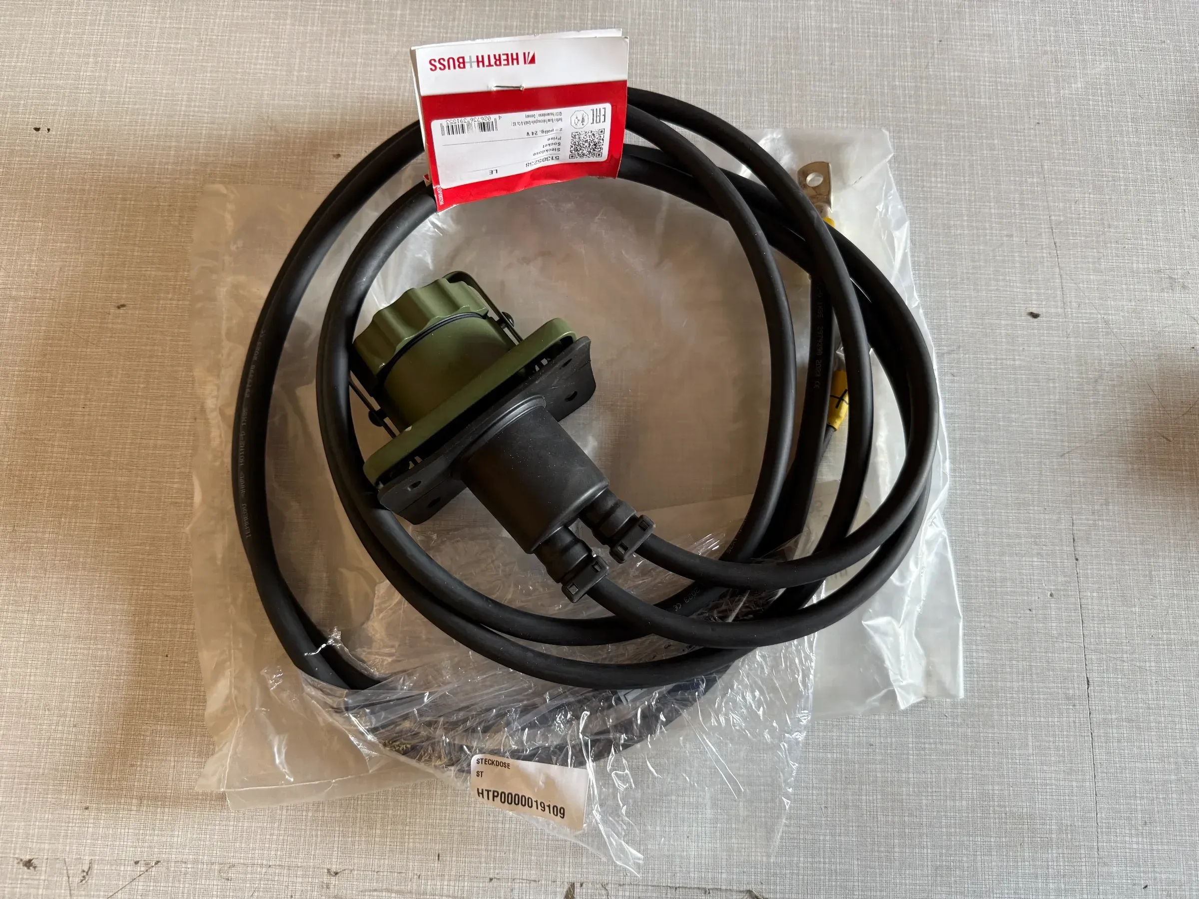 Original Herth+Buss Fahrzeugteile GmbH & Co. KG Steckdose 51305238 NEU - Bild 1
